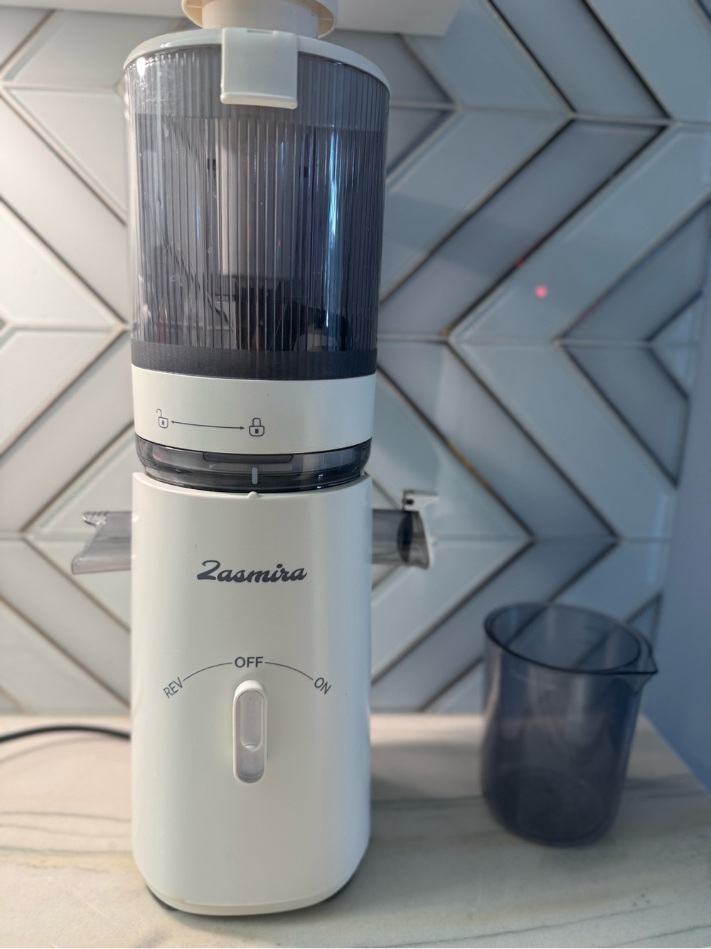 Zaamira White and Smoke Electric Grinder